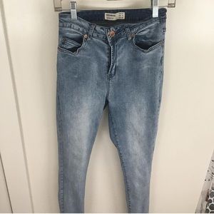Light wash jeans